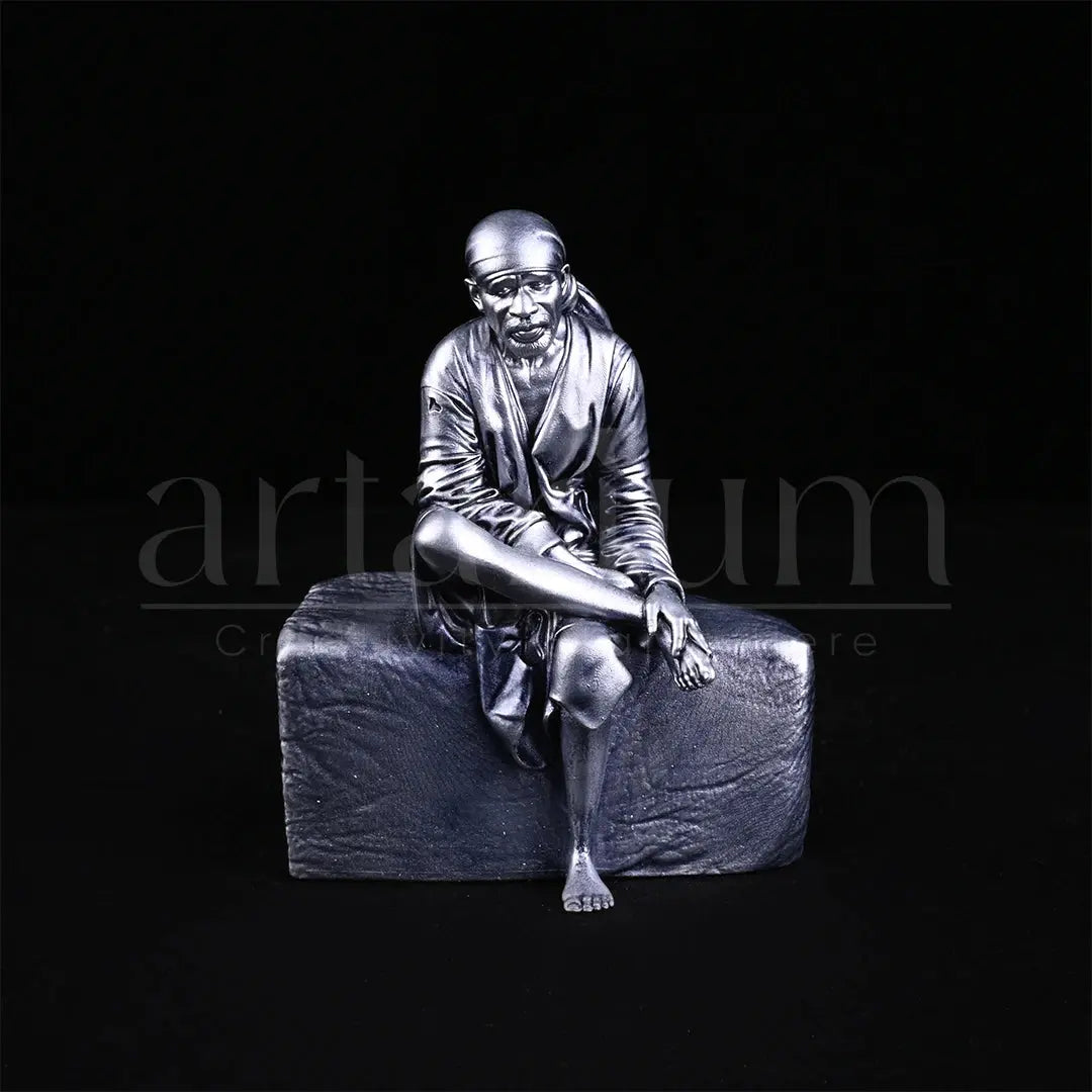 Sai Baba Statue